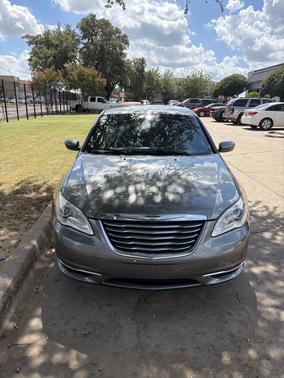 2013 Chrysler 200 LX