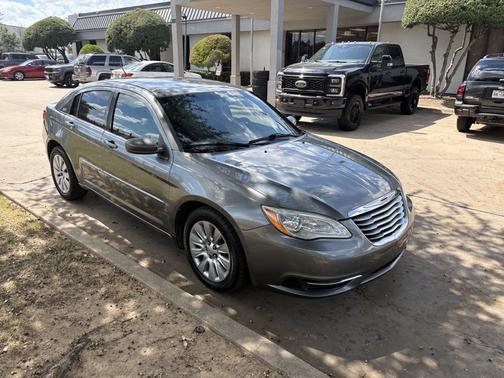 2013 Chrysler 200 LX