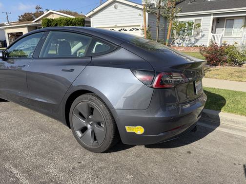 Gray 2022 Tesla Model 3 Long Range
