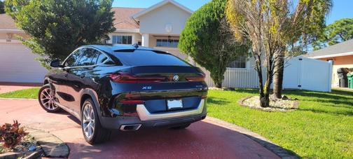 2021 BMW X6 xDrive40i