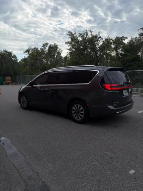 Silver 2021 Chrysler Pacifica Touring L