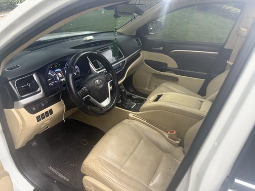 2018 Toyota Highlander Hybrid Limited Platinum