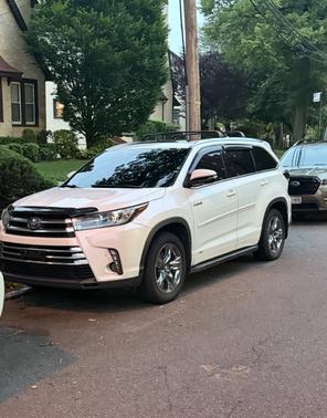 2018 Toyota Highlander Hybrid Limited Platinum