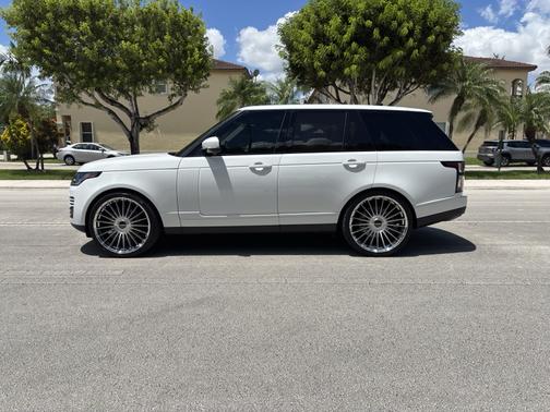 2020 Land Rover Range Rover SWB