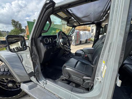 Gray 2018 Jeep Wrangler Unlimited Sahara