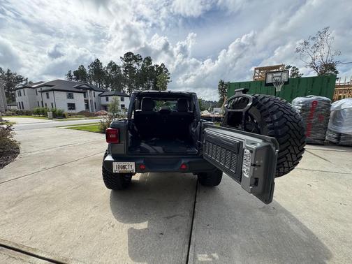 Gray 2018 Jeep Wrangler Unlimited Sahara