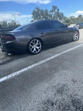 2016 Dodge Charger R/T