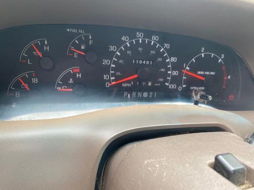 White 1999 Ford F-350 Lariat Crew Cab Super Duty