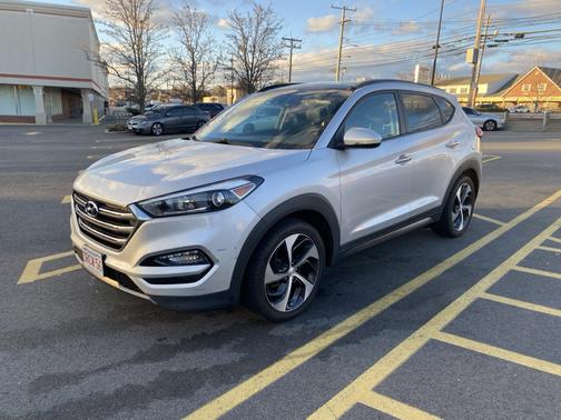 2016 Hyundai TUCSON Limited
