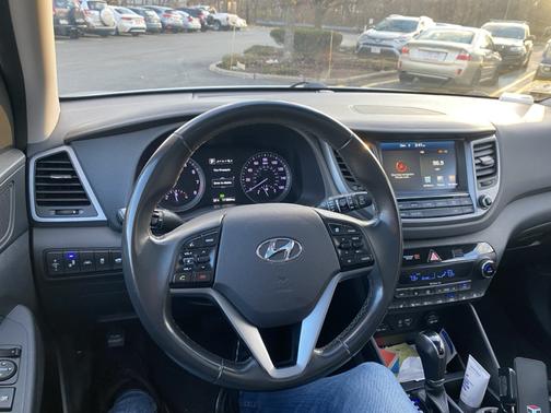 2016 Hyundai TUCSON Limited