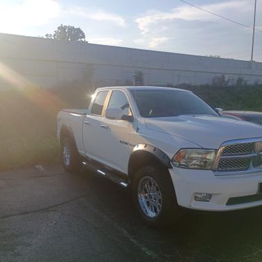 White 2009 Dodge Ram 1500 Sport