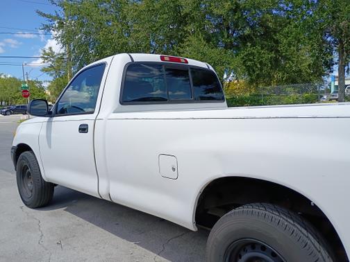 2002 Toyota Tundra Base
