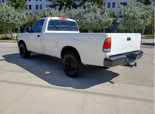 2002 Toyota Tundra Base
