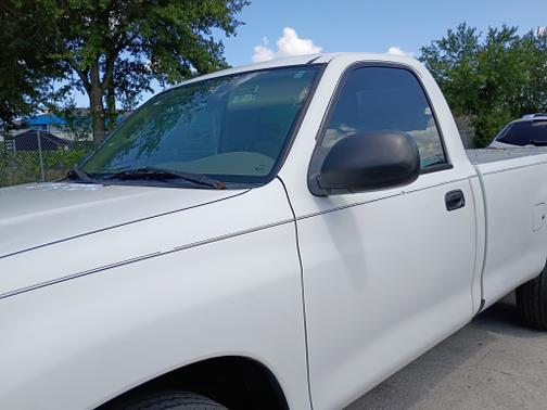 2002 Toyota Tundra Base