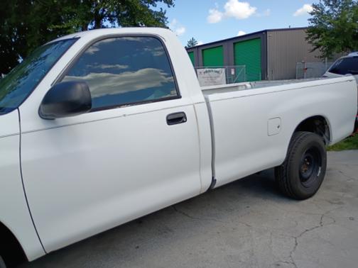 2002 Toyota Tundra Base