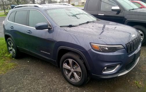 Blue 2020 Jeep Cherokee Limited