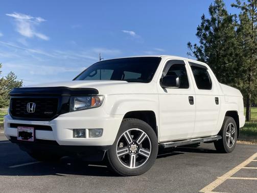 White 2013 Honda Ridgeline Sport
