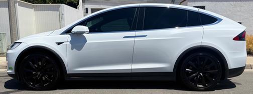 2021 Tesla Model X Long Range