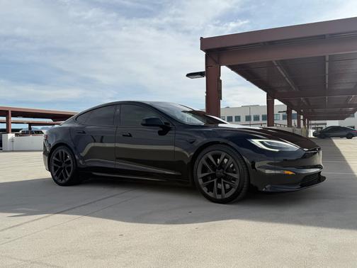 2021 Tesla Model S Long Range