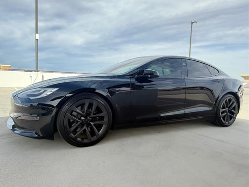 2021 Tesla Model S Long Range
