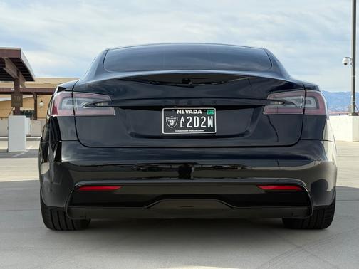 2021 Tesla Model S Long Range