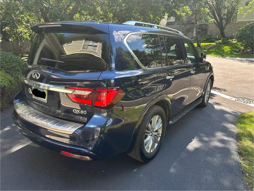 2019 INFINITI QX80 LUXE