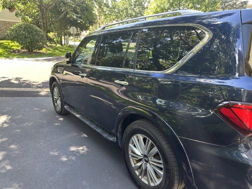 2019 INFINITI QX80 LUXE