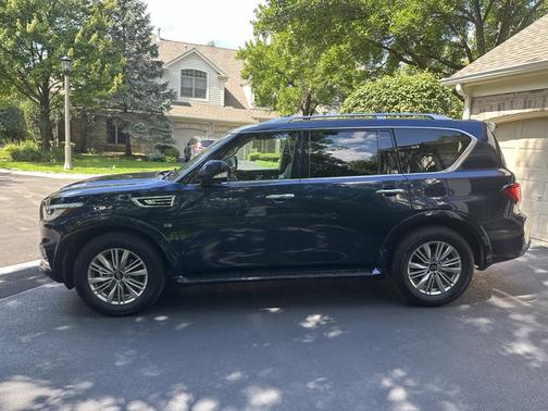2019 INFINITI QX80 LUXE