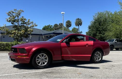 2006 Ford Mustang Base