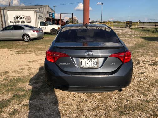 Blue 2017 Toyota Corolla SE