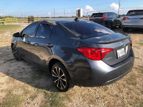 Blue 2017 Toyota Corolla SE