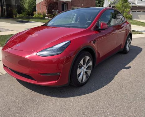 2023 Tesla Model Y Long Range