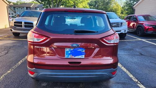 Red 2016 Ford Escape S