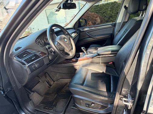 Gray 2012 BMW X5 xDrive35d