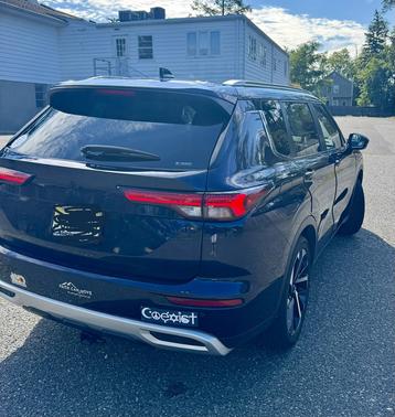 2022 Mitsubishi Outlander SE
