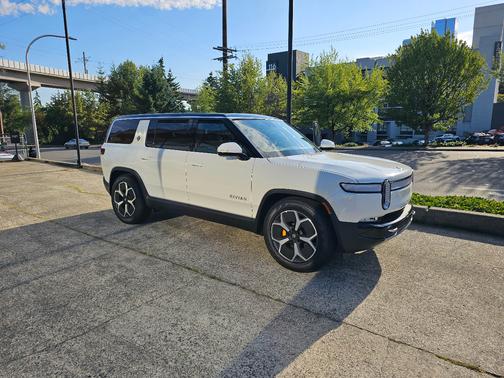 White 2023 Rivian R1S Adventure Quad-Motor Large Package