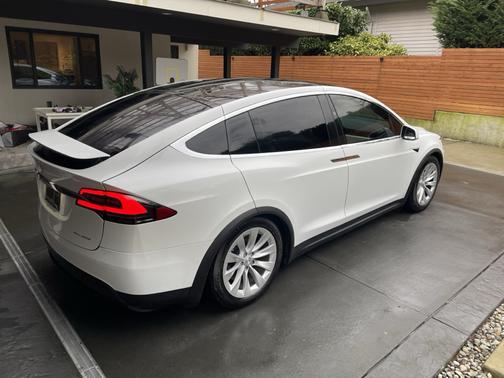 2019 Tesla Model X Long Range
