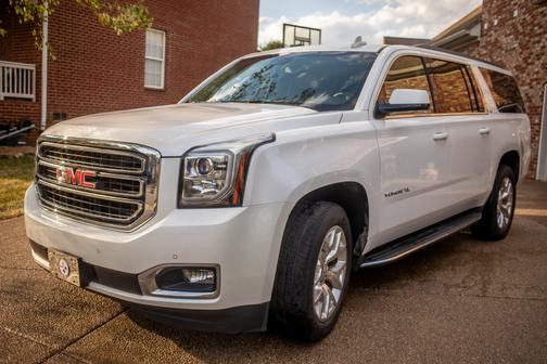 2017 GMC Yukon XL SLT