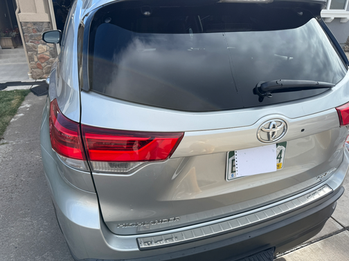 2017 Toyota Highlander SE