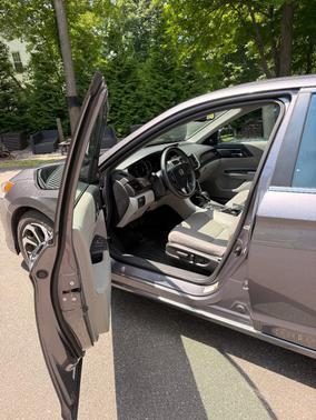 Gray 2016 Honda Accord EX-L