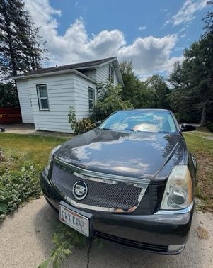 Black 2008 Cadillac DTS Luxury I