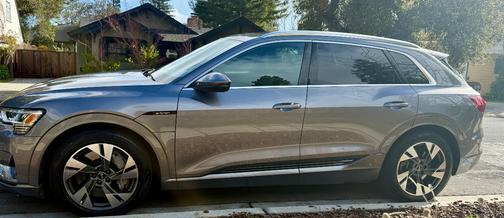 2022 Audi e-tron Premium