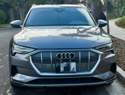 2022 Audi e-tron Premium