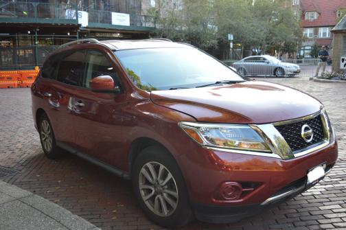 2014 Nissan Pathfinder SV