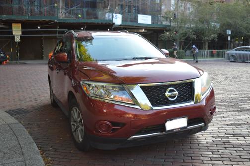 2014 Nissan Pathfinder SV
