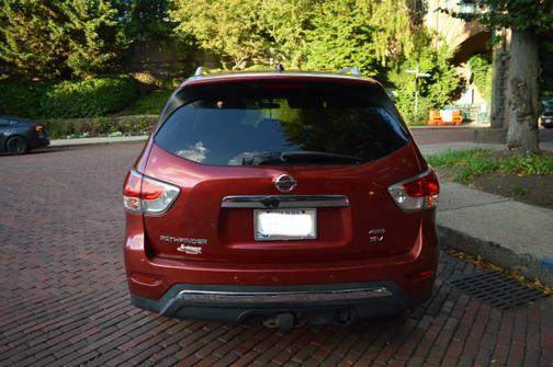 2014 Nissan Pathfinder SV
