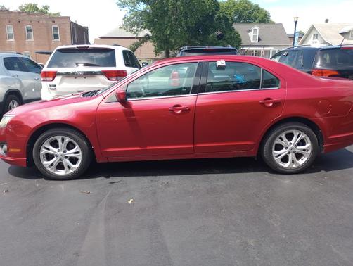 2012 Ford Fusion SE