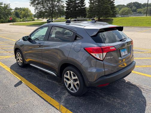 Gray 2019 Honda HR-V EX-L