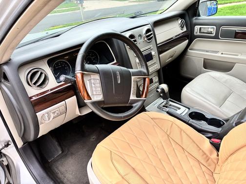 2009 Lincoln MKZ Base