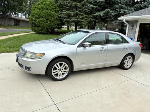 2009 Lincoln MKZ Base